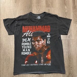 Muhammad Ali Vintage T-Shirt (Large, Men’s)